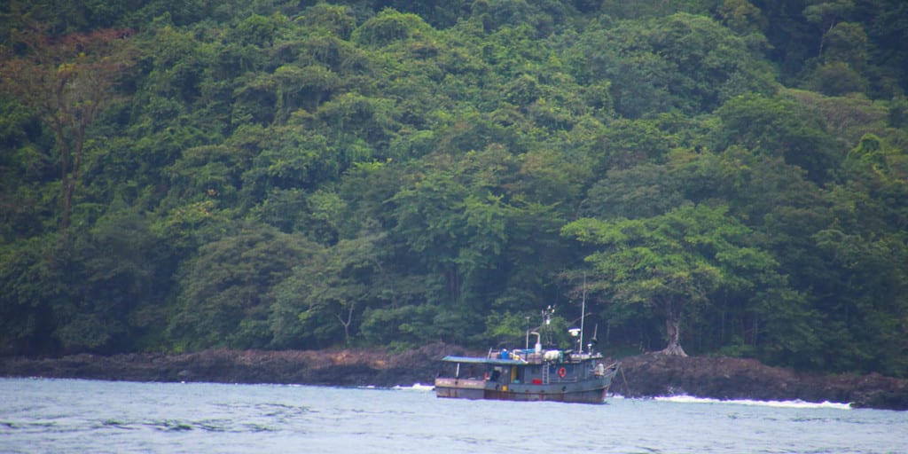 large long liner fishing illegally in waters close to Coiba National Park