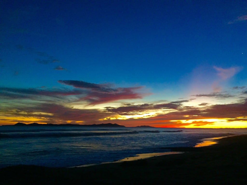 sunset playa reina panama